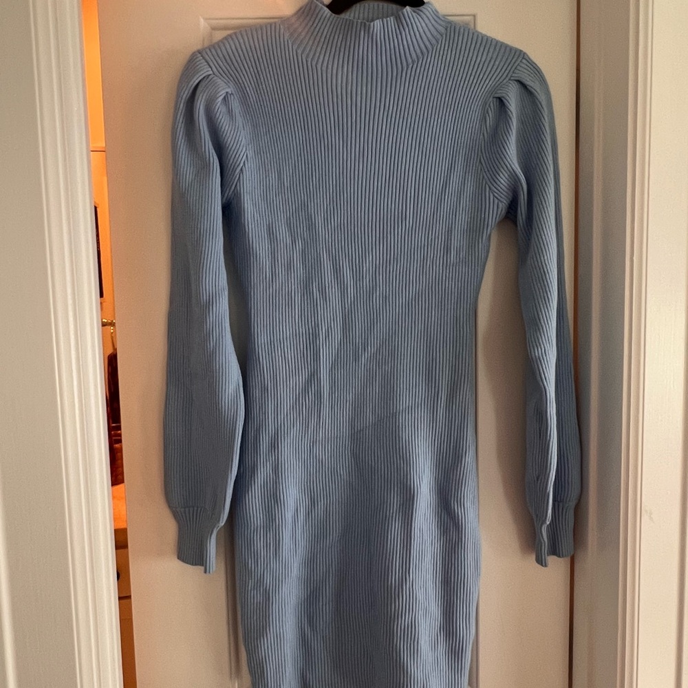 Elegant Blue Ribbed Knit Dress